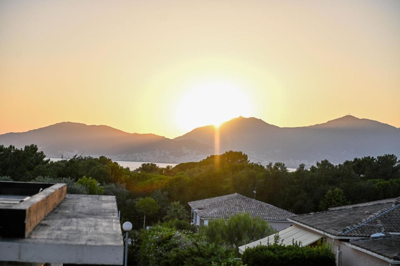 Porticcio Vacations - Terrasse, Piscine, Jacuzzi, Clim - By Tgb Apartment Exterior photo